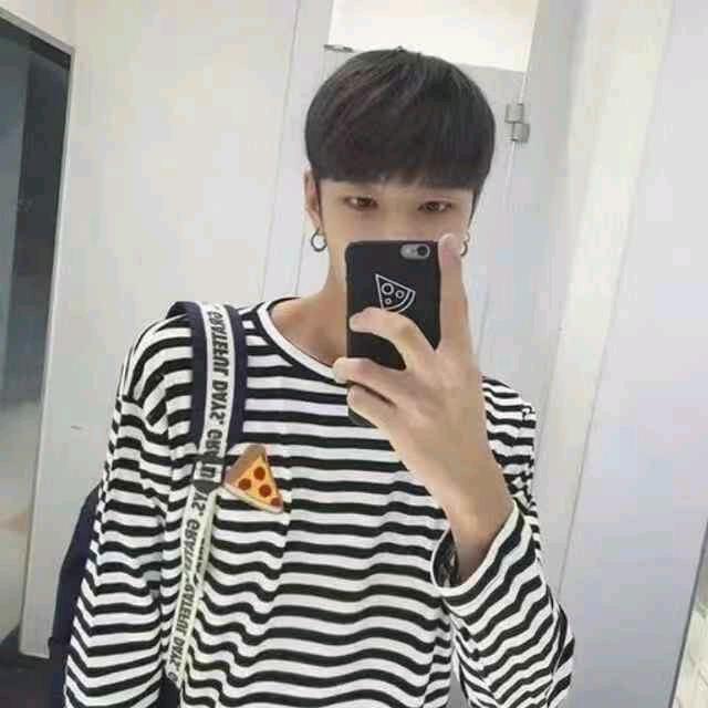 孤单大灰狼(尊师老栗)情感段子(勿扰)