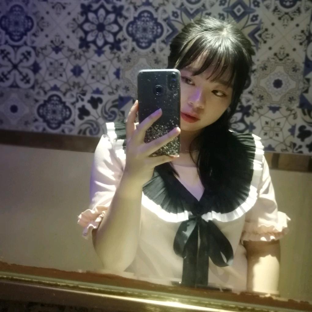 月半  王令