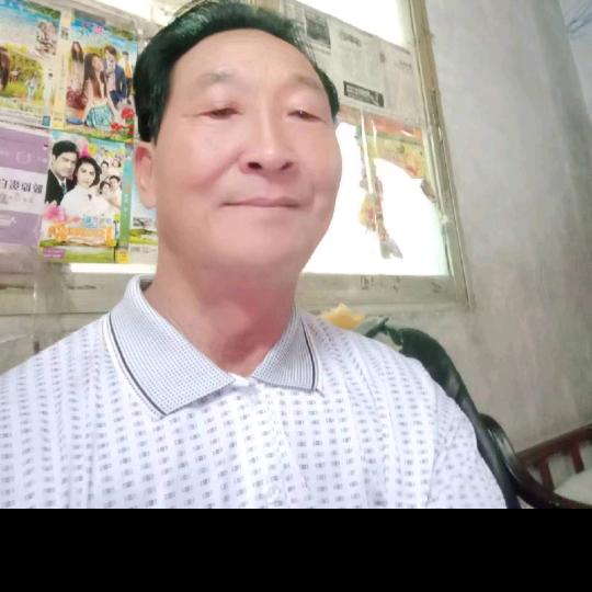 王
