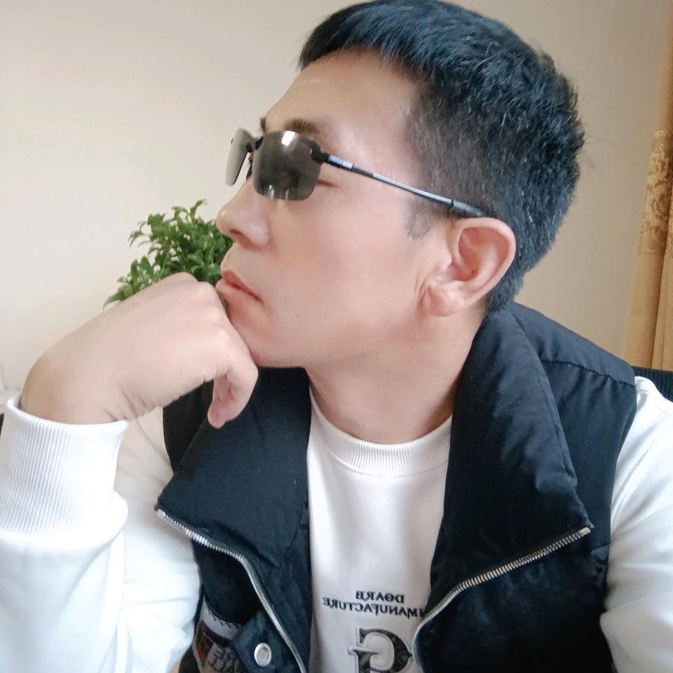 &搞钱大叔&