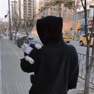 难得...