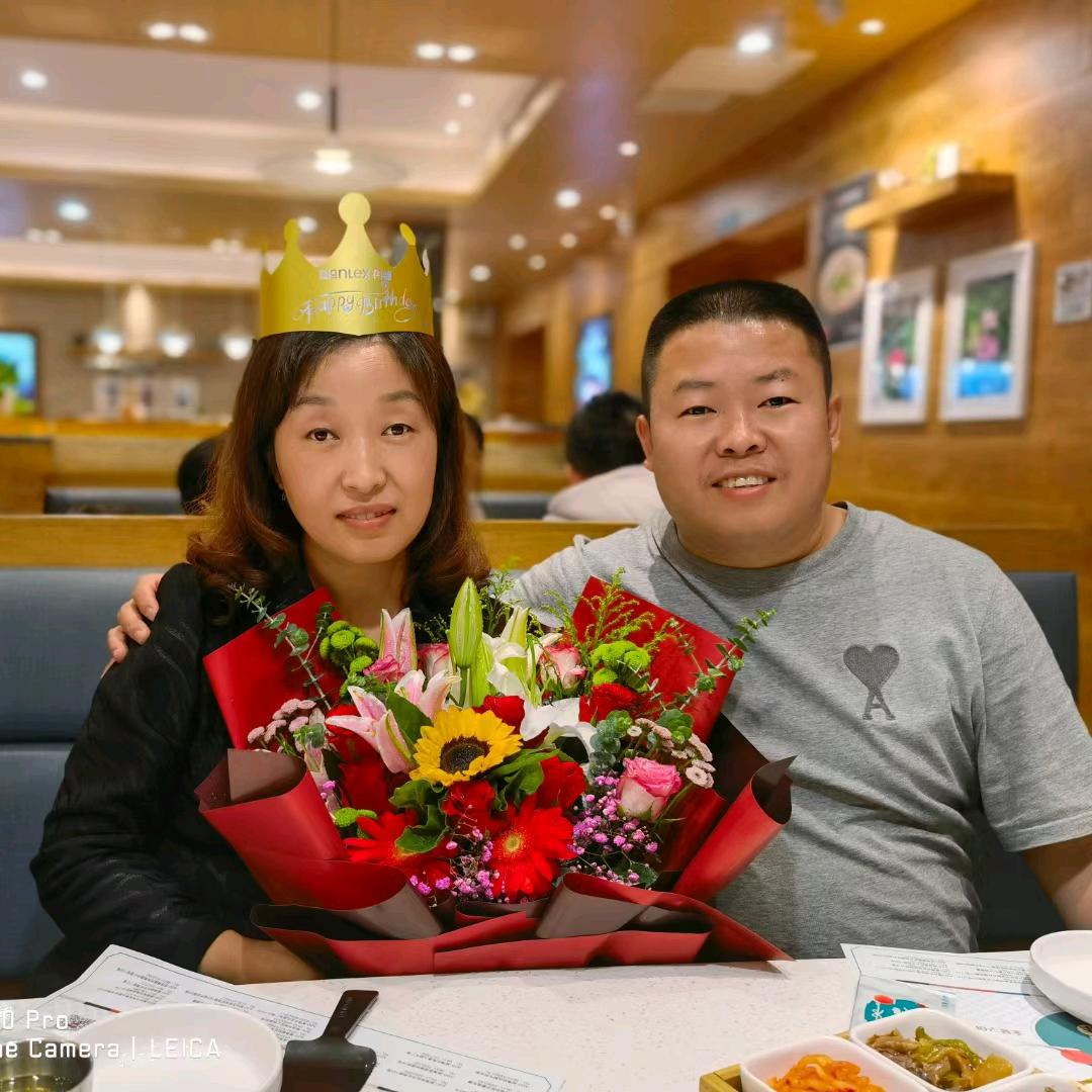 威海 辉哥说门窗  沃伦门窗