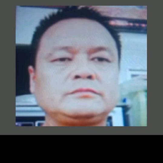 （朱）财源广进，步步高升。