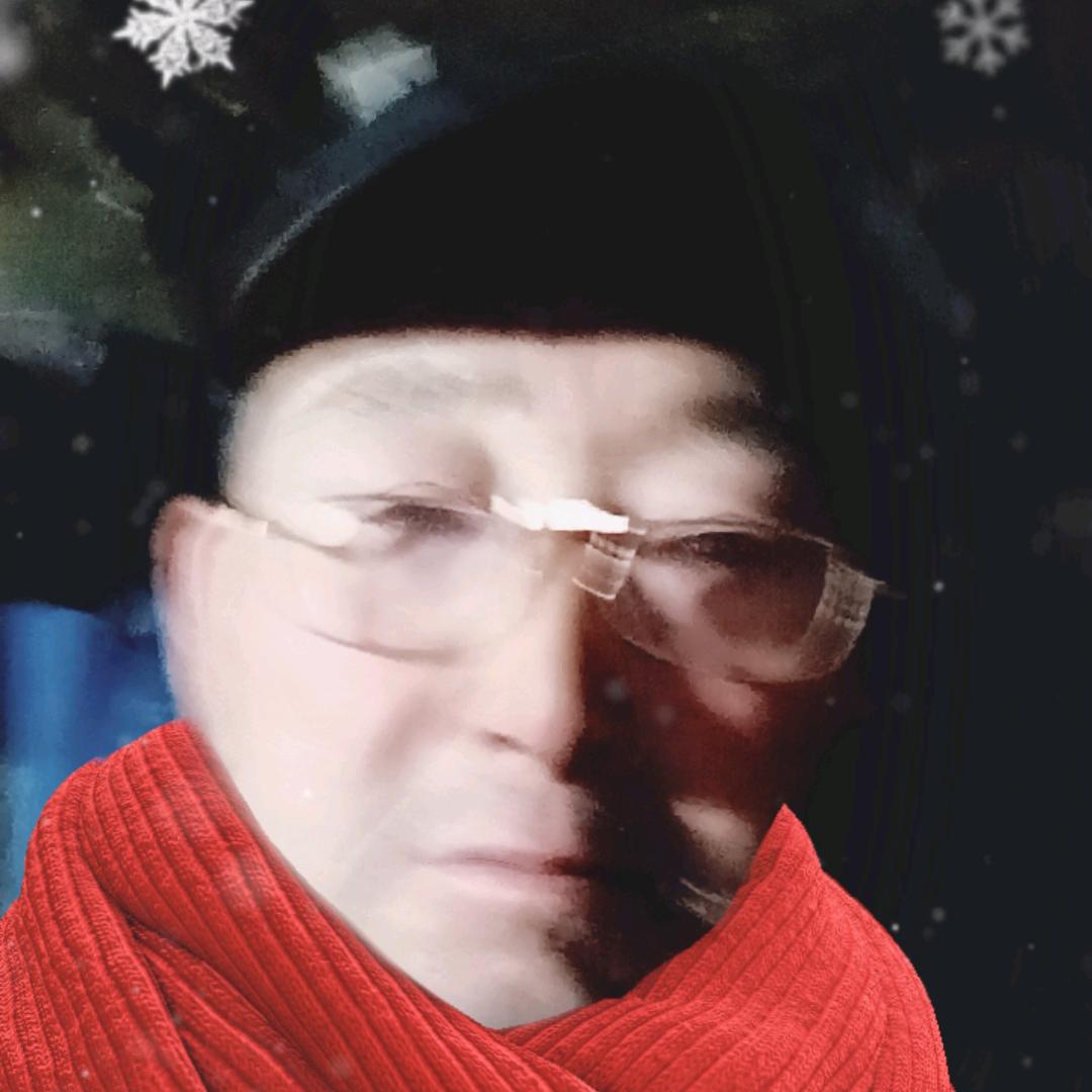 ( ｡• 👅 •｡｀)