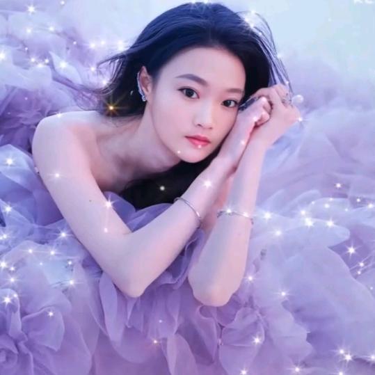 🍀徘徊边缘💔