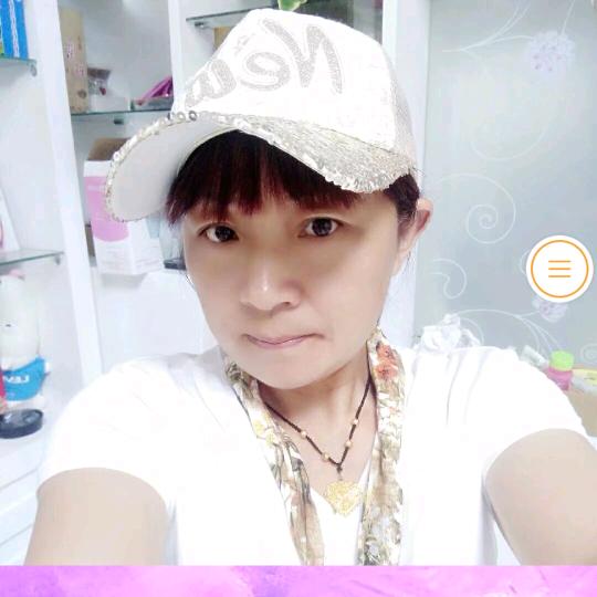 努力奋斗的老阿姨