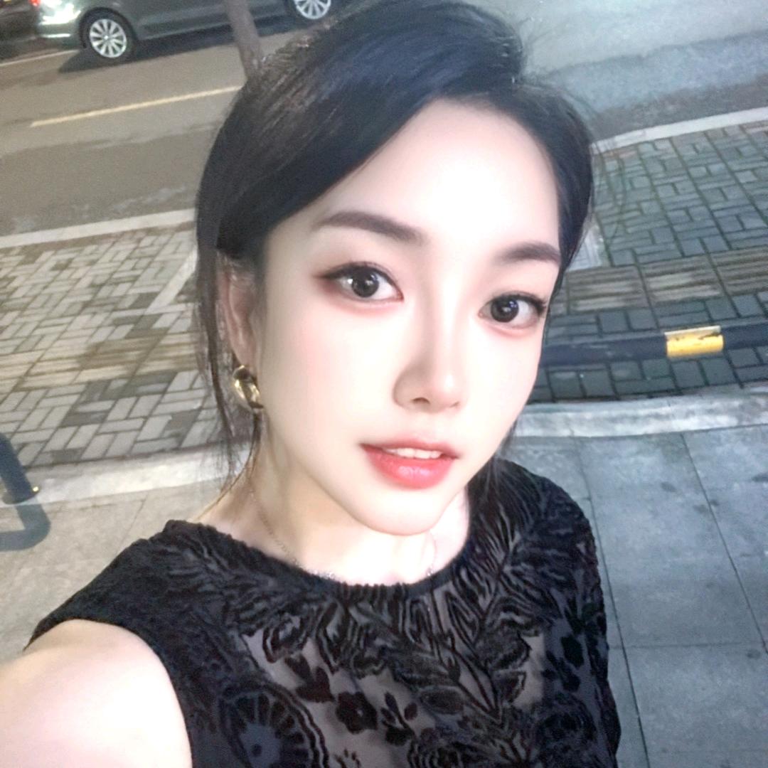 然然🌸