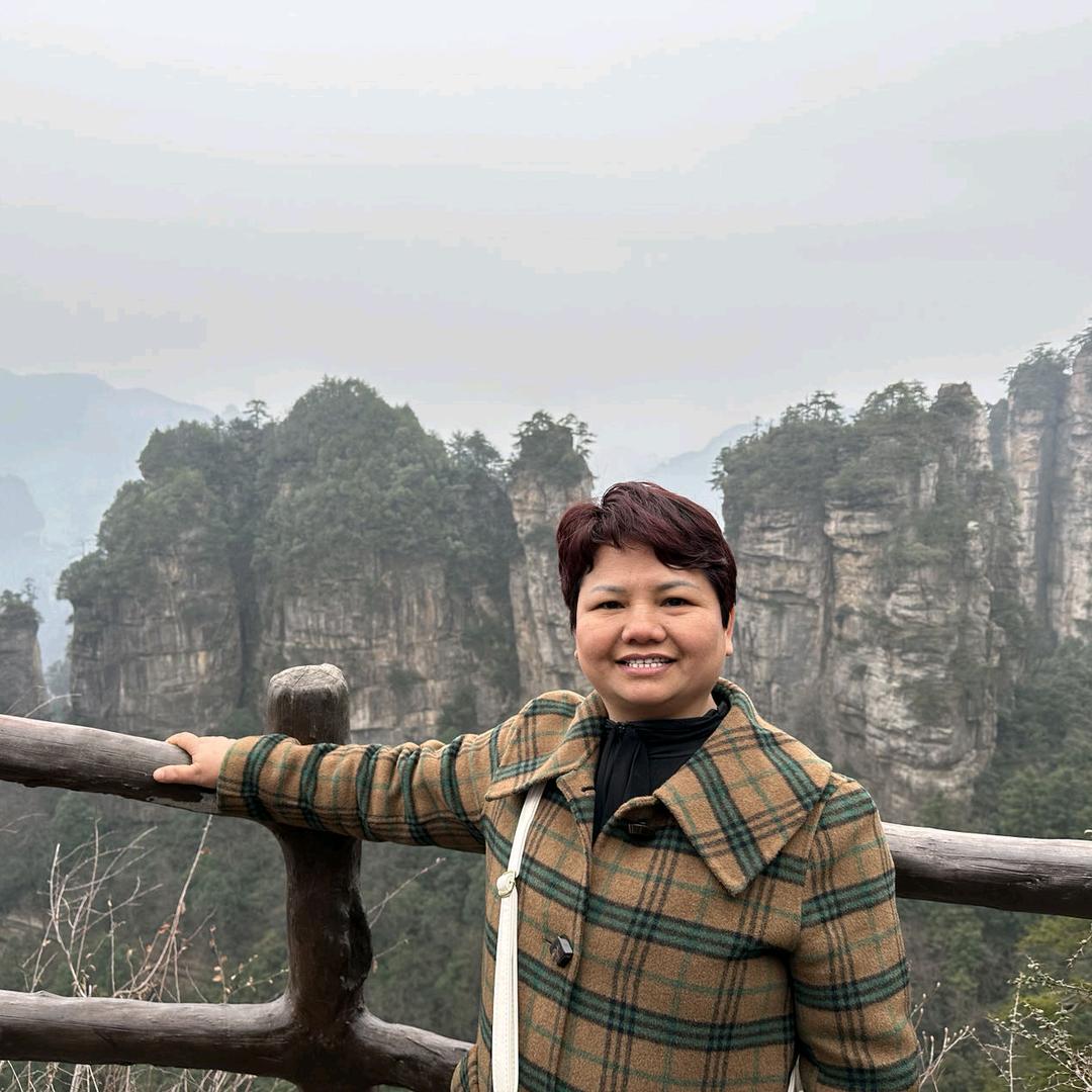 艳李姐（每天15:40分开播）