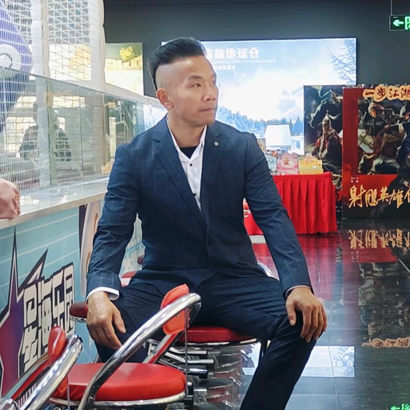龙哥