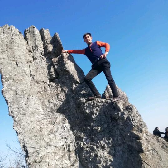 叼着烟🚬🌺拽天下🌺🌺