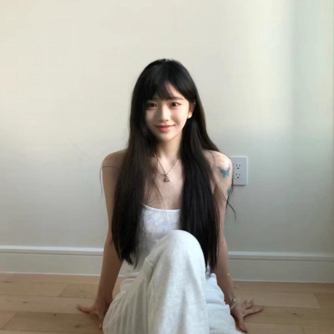 欣欣子.🦋🦋🦋（黑8）