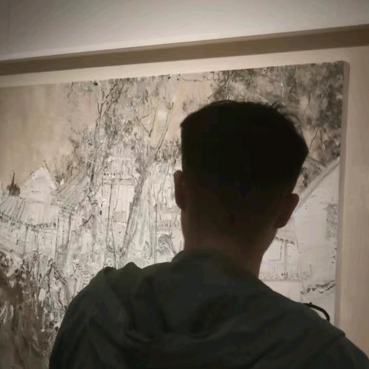小艺(υ . . υ) ❅·°