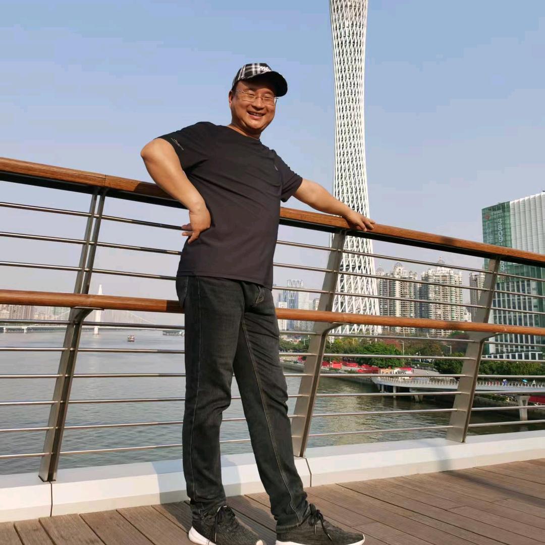 小张（李园园老公）