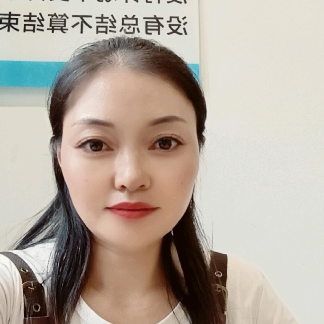黄蓉，