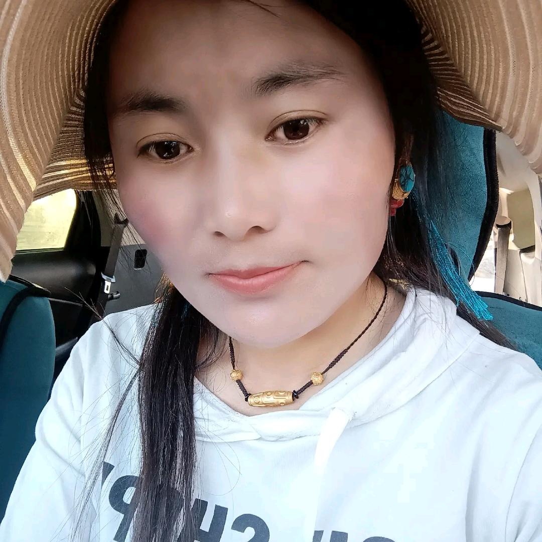 开心女孩
