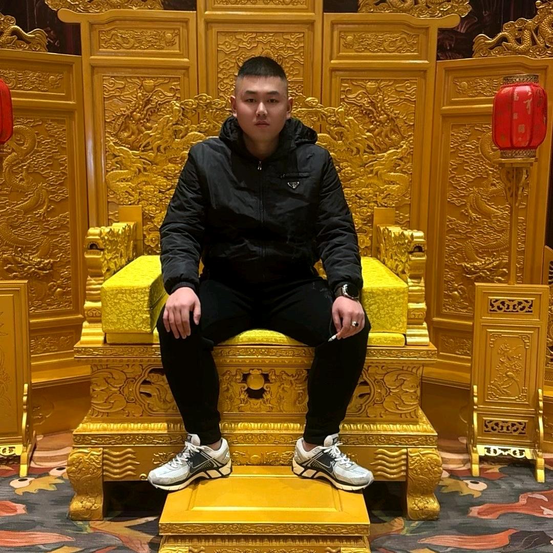 村西口的二老汉