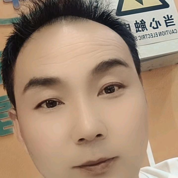 方小龙