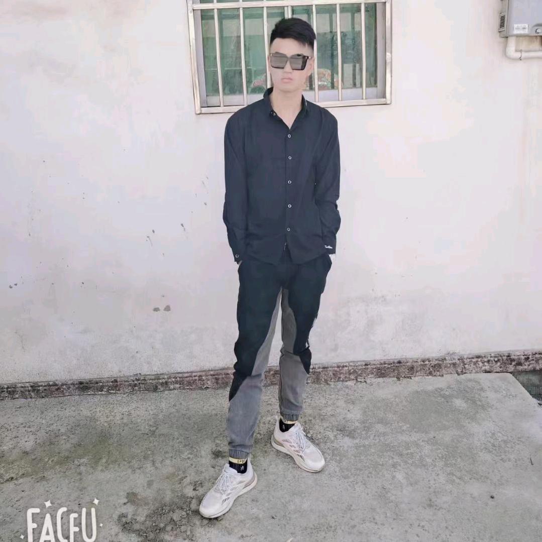 凑人数的小阿亮