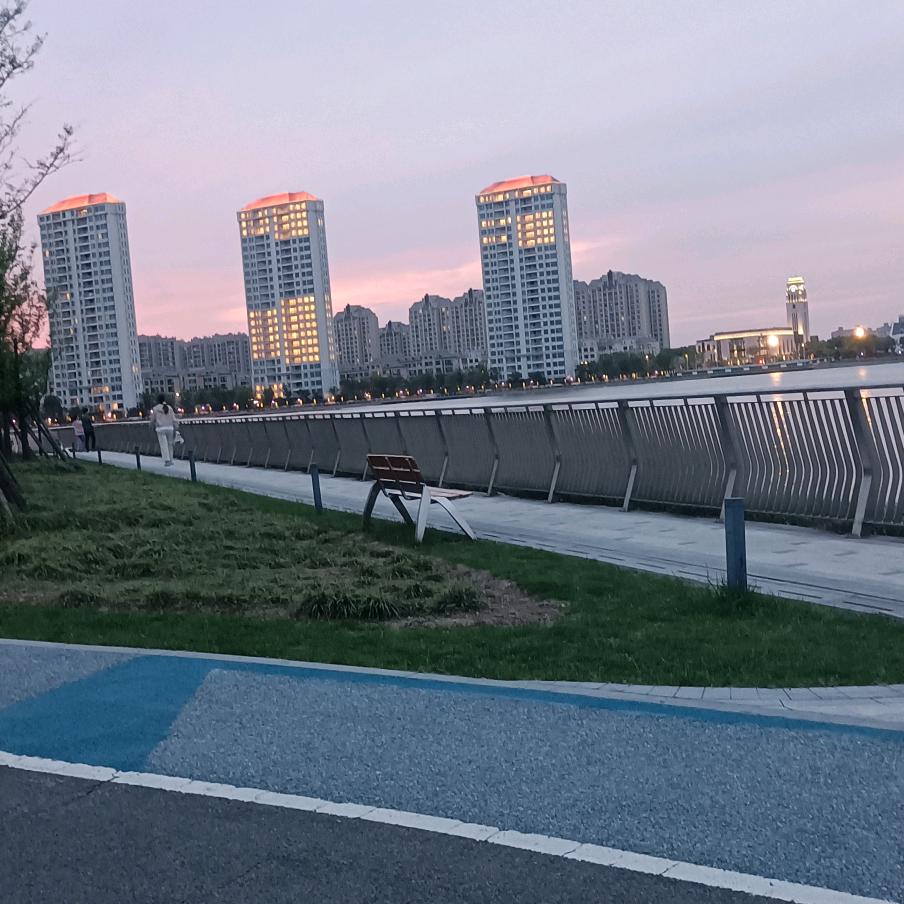 金缘小哥