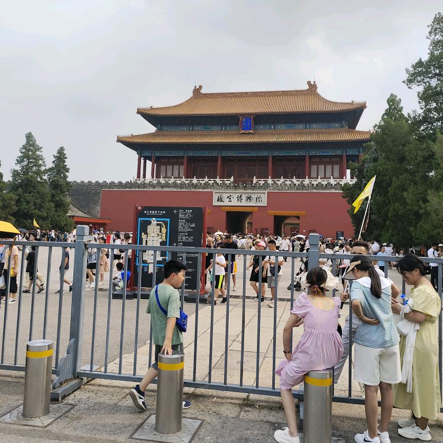 请叫我表哥
