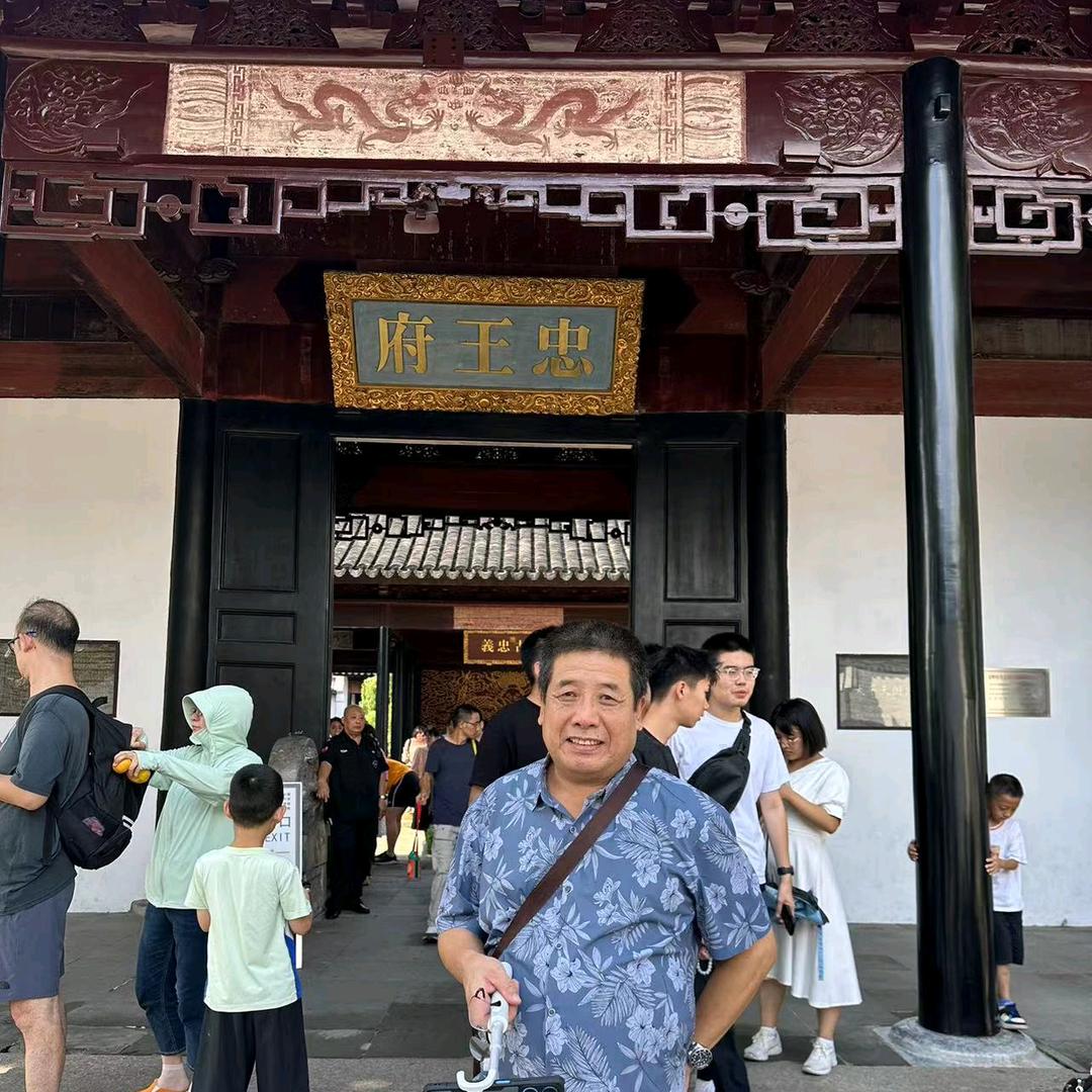 60后大叔学航拍