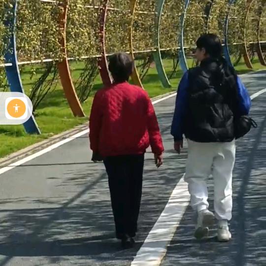 英姐🎤🎶