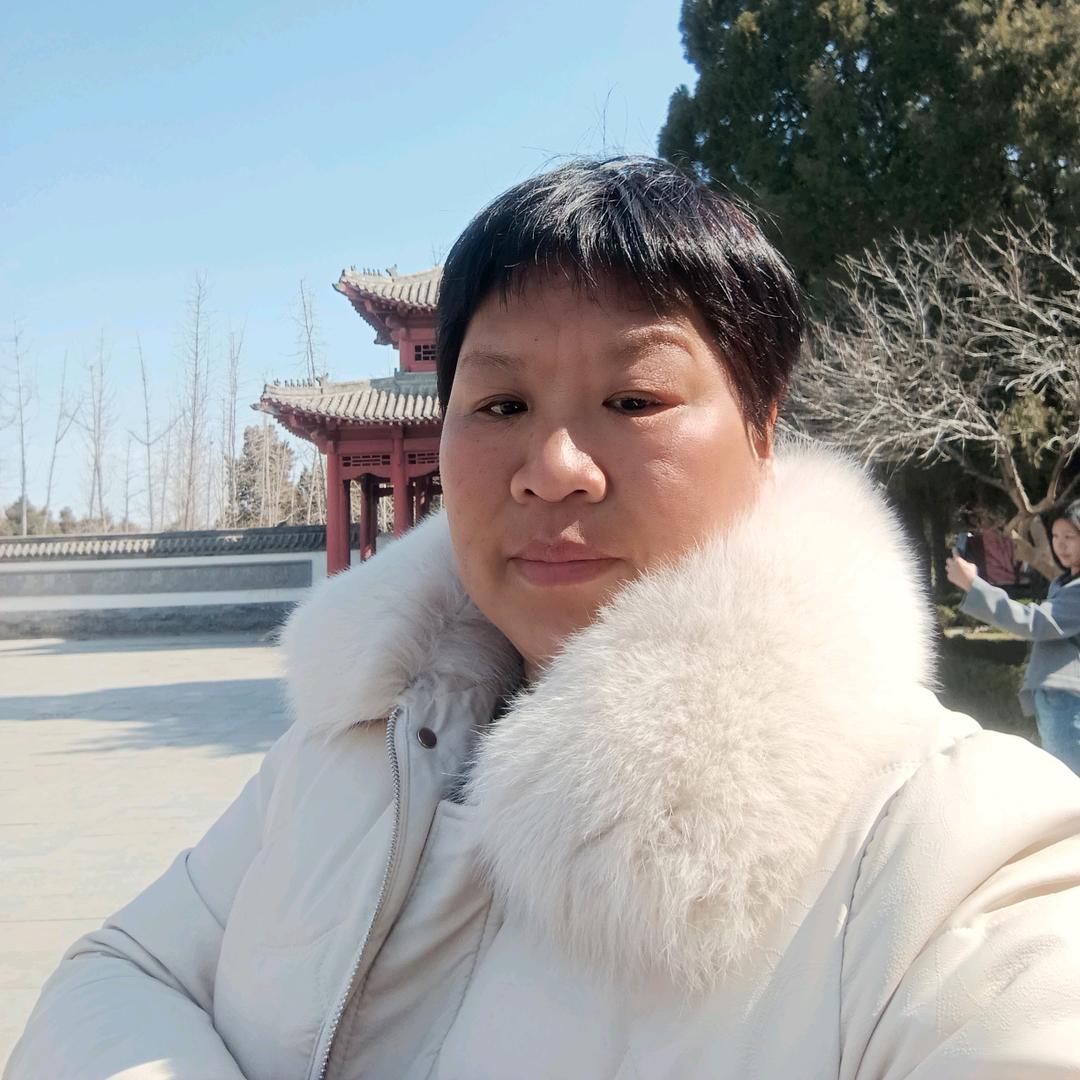 杨彩霞
