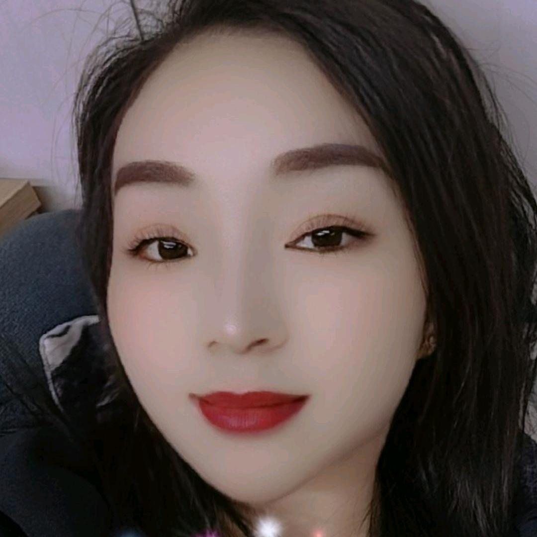英子