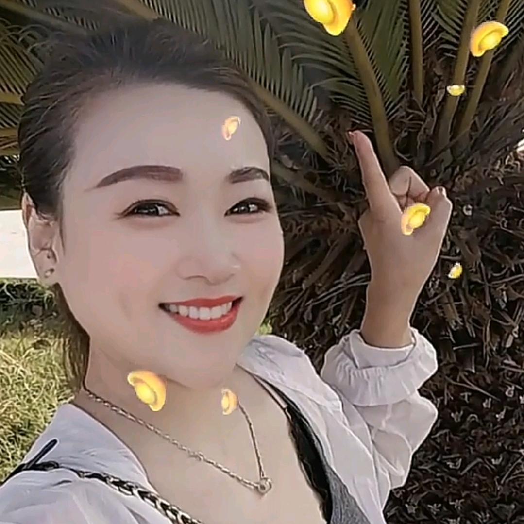 伊尚原创女装集合店