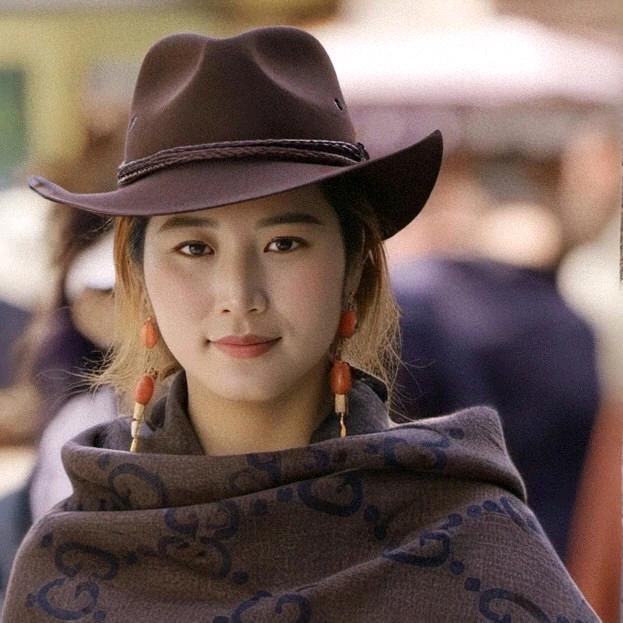 格桑美朵