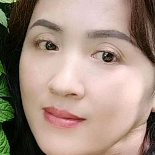 英子