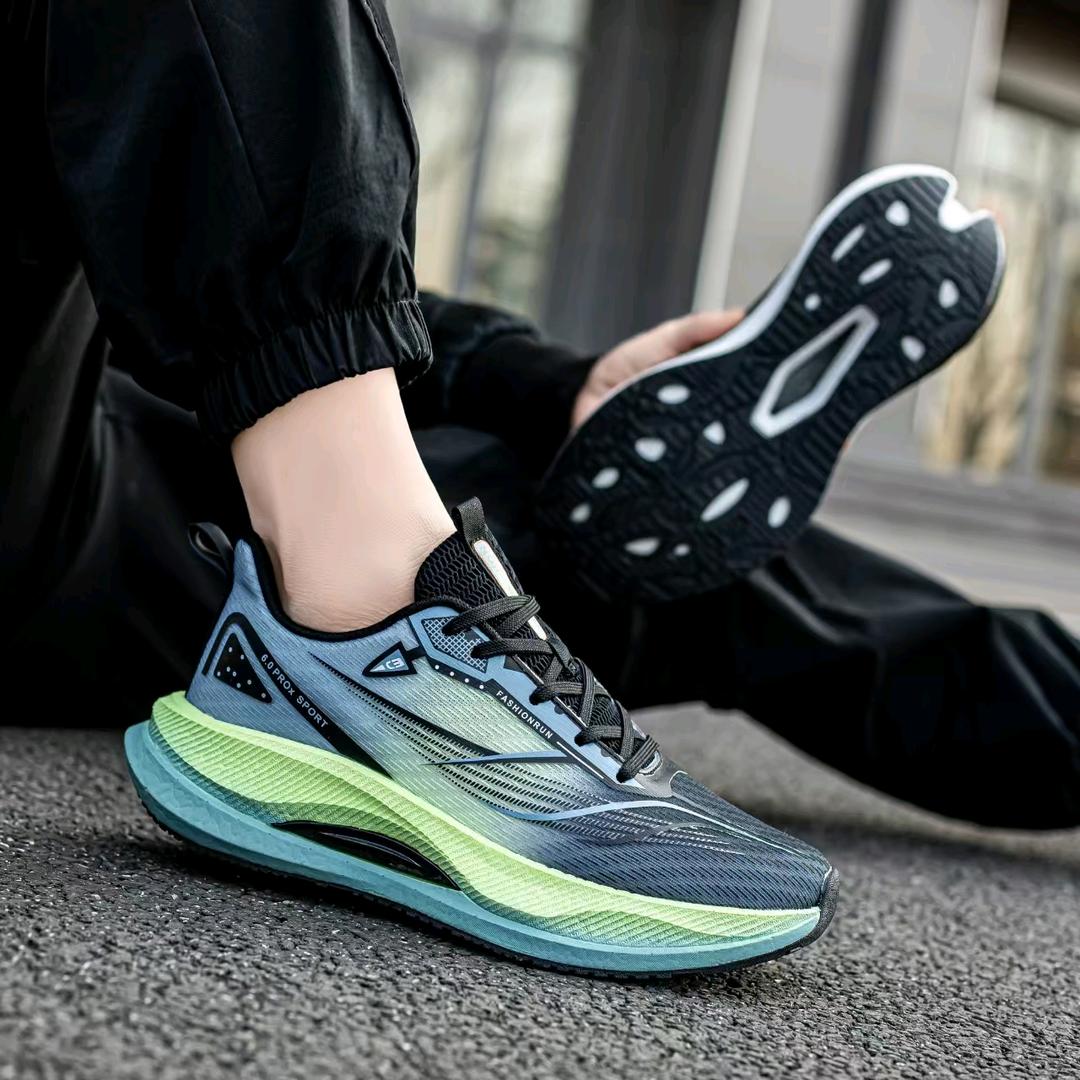 阳光三龙 老爷车店