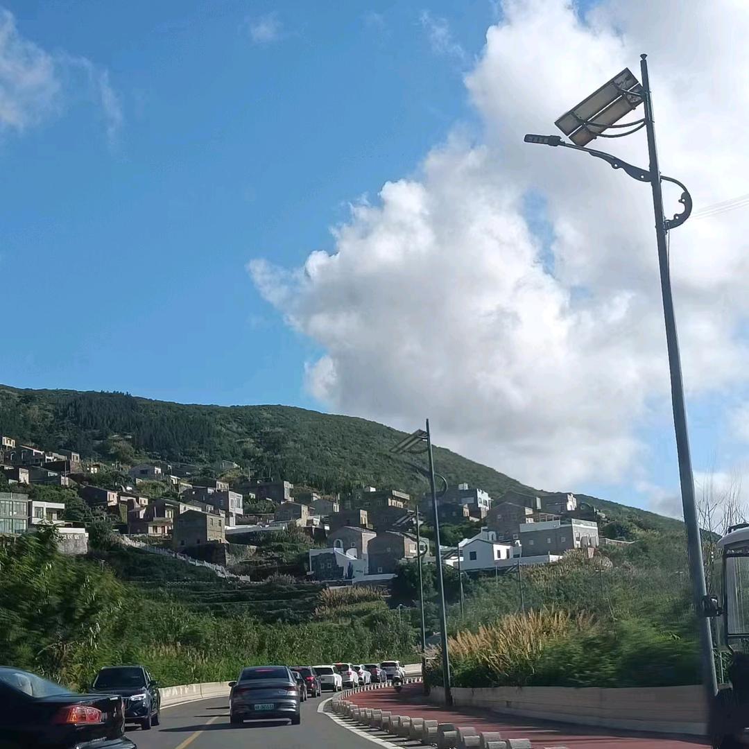 村里二次元帅哥