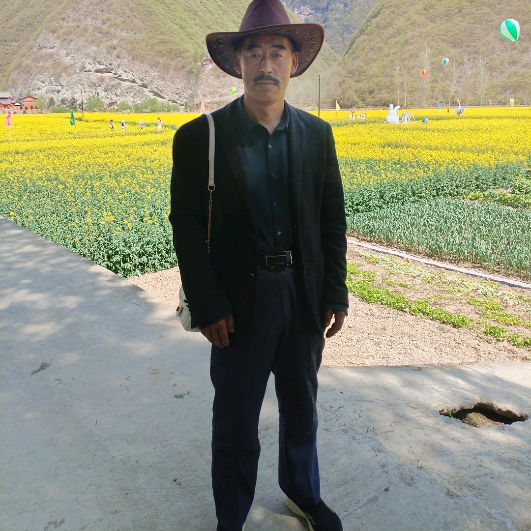 虎在深山龙在江    （学山歌）