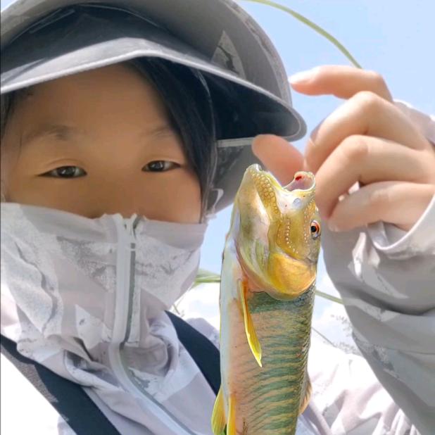 本村第一女钓手