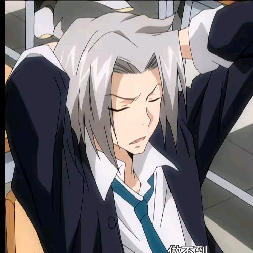 由生狂吃巧克力