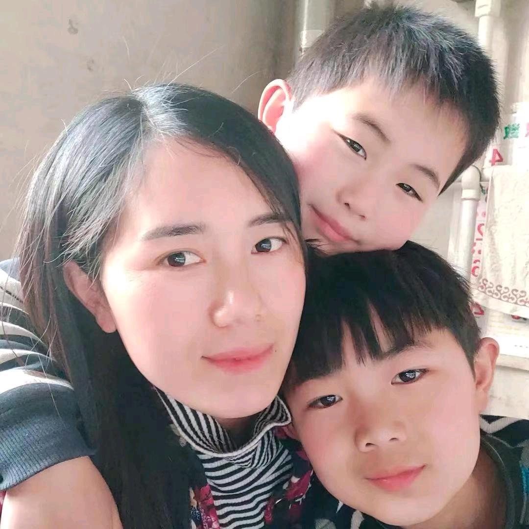 鹏妈在努力