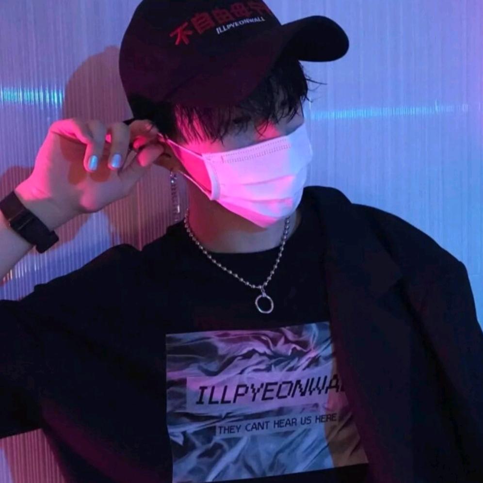 🌈🔥ღ᭄ꦿ拱白菜的小猪🌈🔥