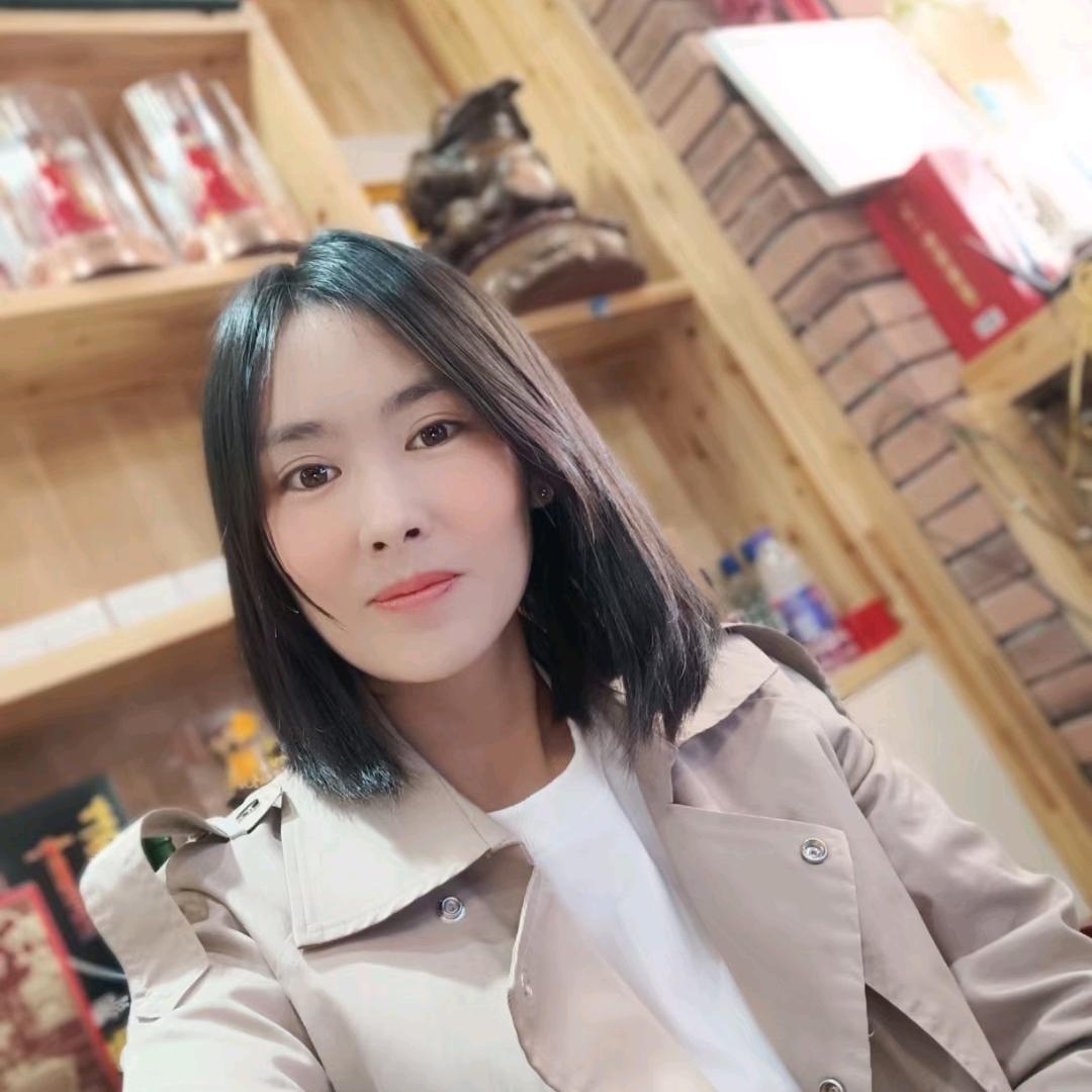 草莓（小酒馆）