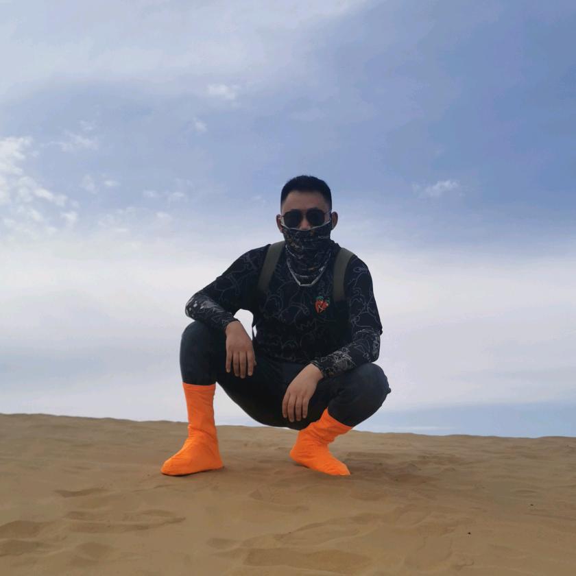 许海，专业羽绒服