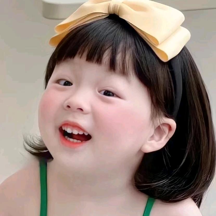 精致的猪猪女孩