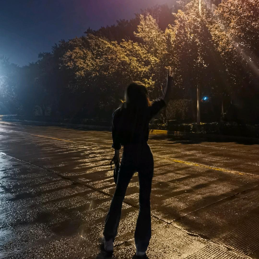 溜溜的快乐生活💦