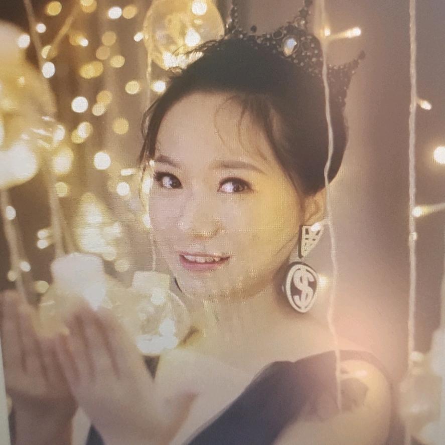 小青😘（很乖）