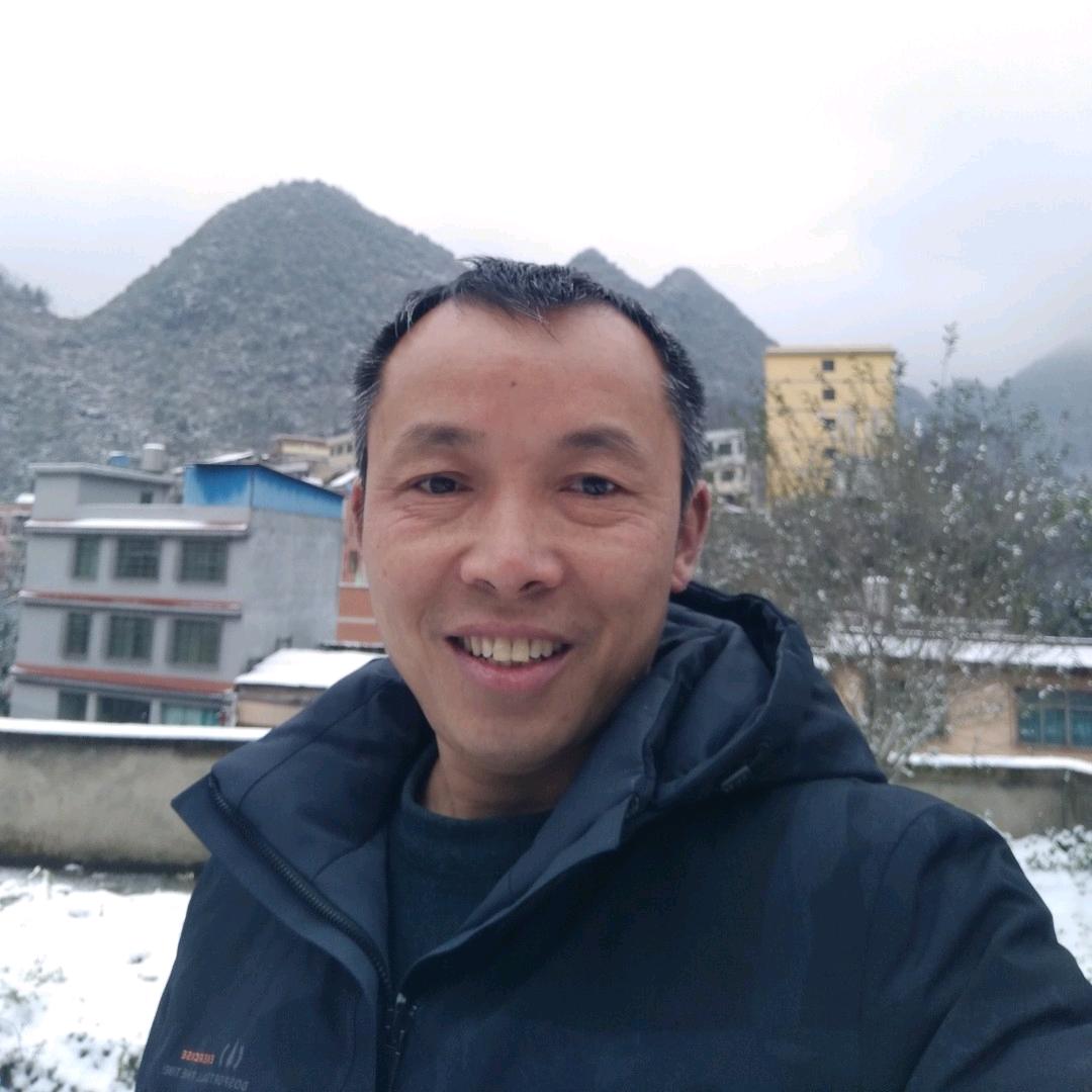 地摊歌