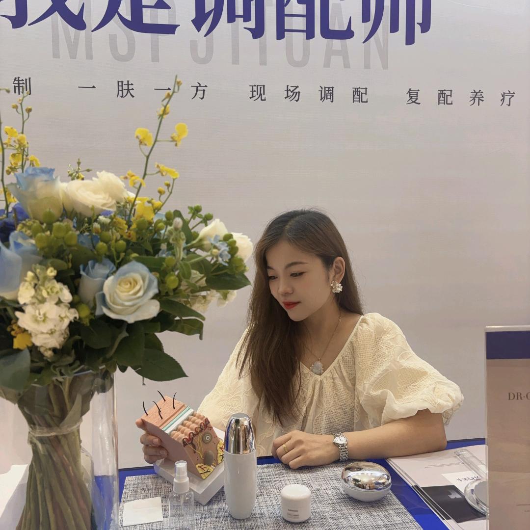 启东燕燕