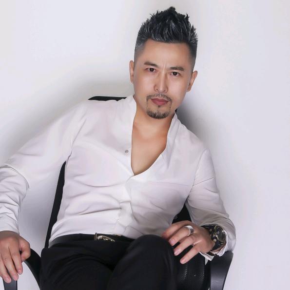 歌者江汉（火狼）