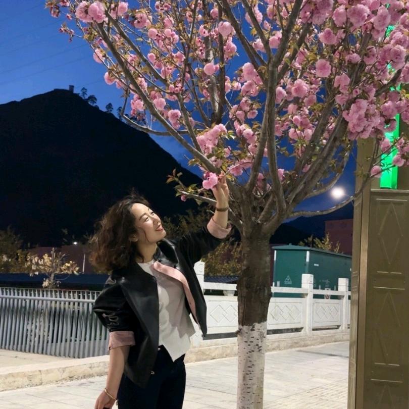 甘洛窗帘小阿支