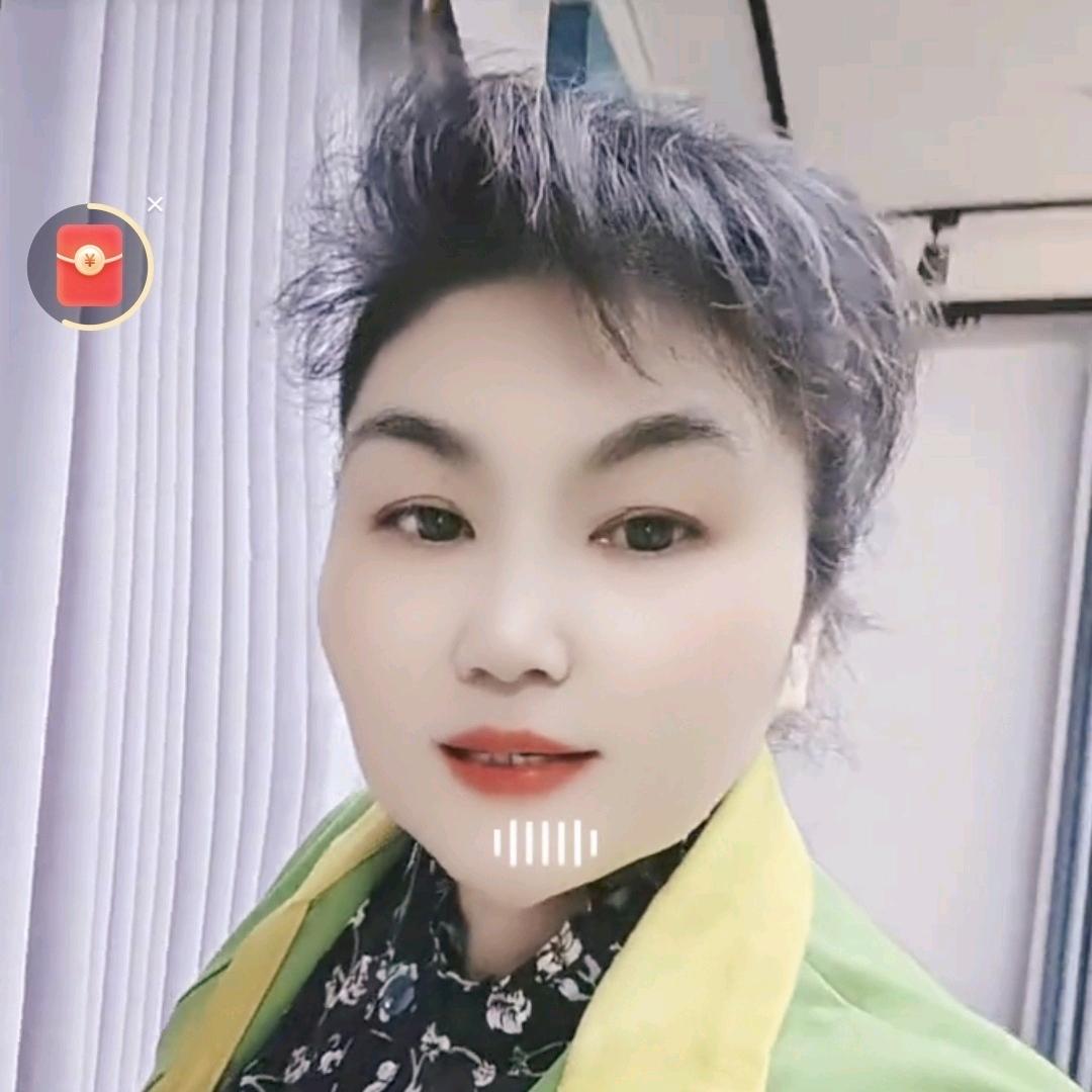 一直卖墙布窗帘做装修的二姐
