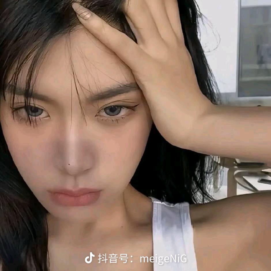 不怕别人看不起只怕自不努❤️