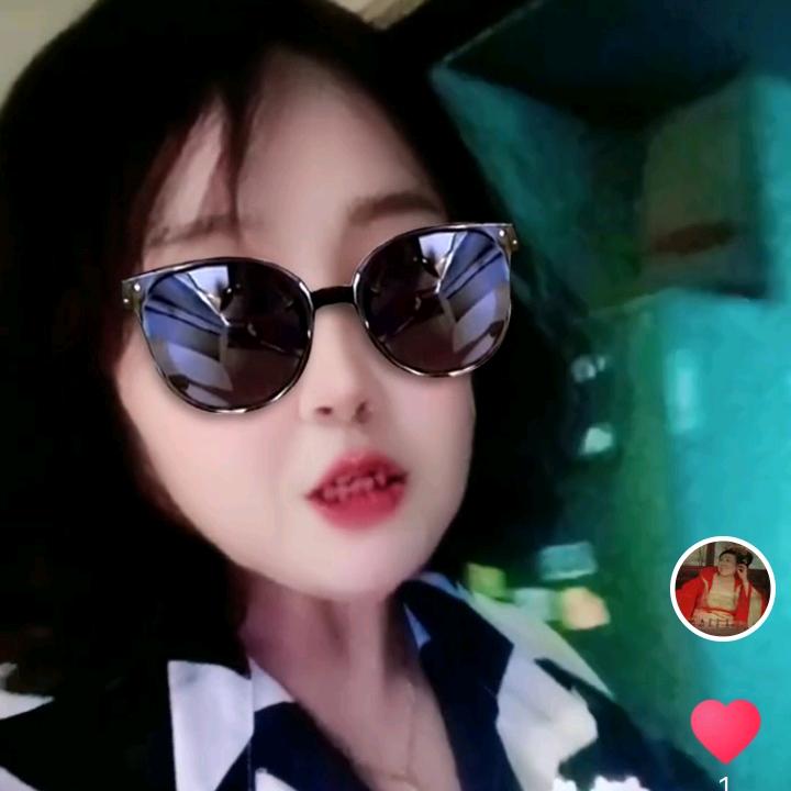 开心 美丽